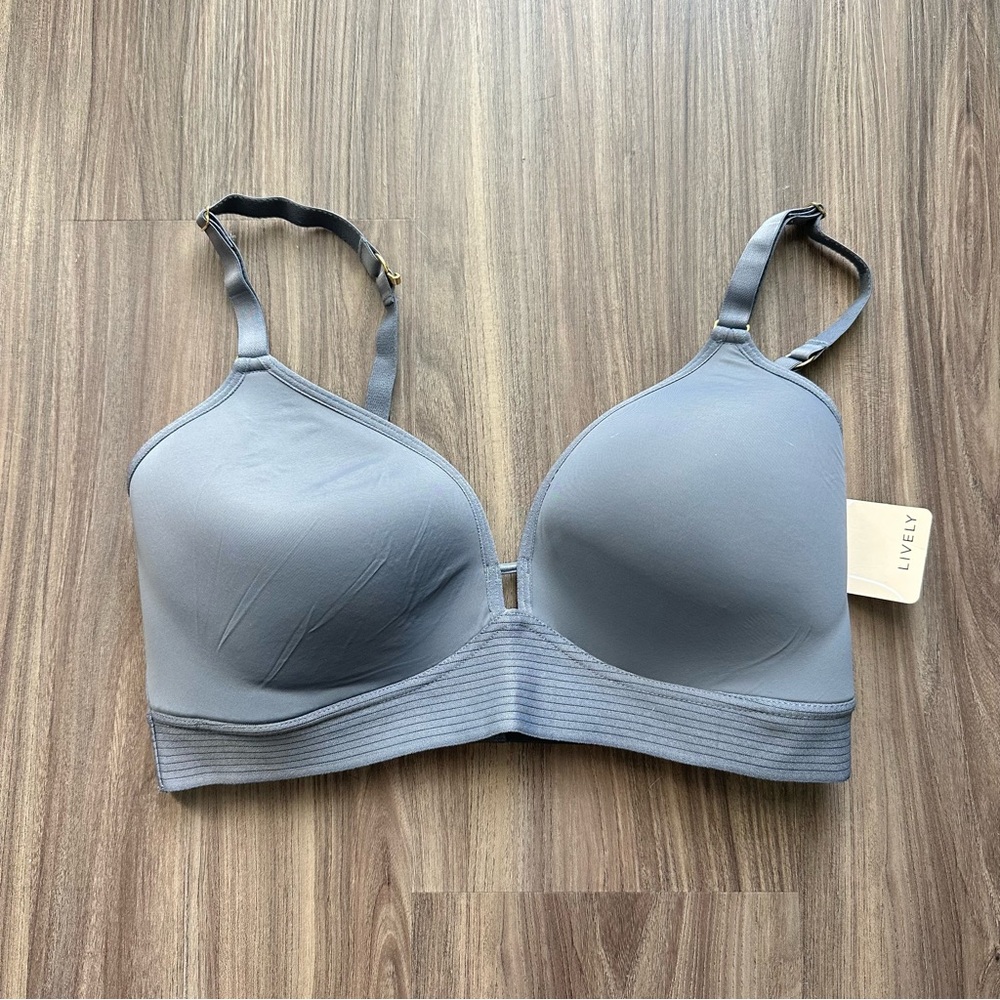 NWT Lively Wireless Spacer Bra